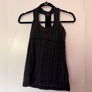 Lululemon athletic top size 6